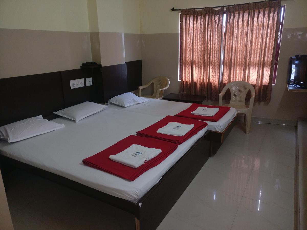 Subhadra Comforts Hotel Shivamogga Zewnętrze zdjęcie