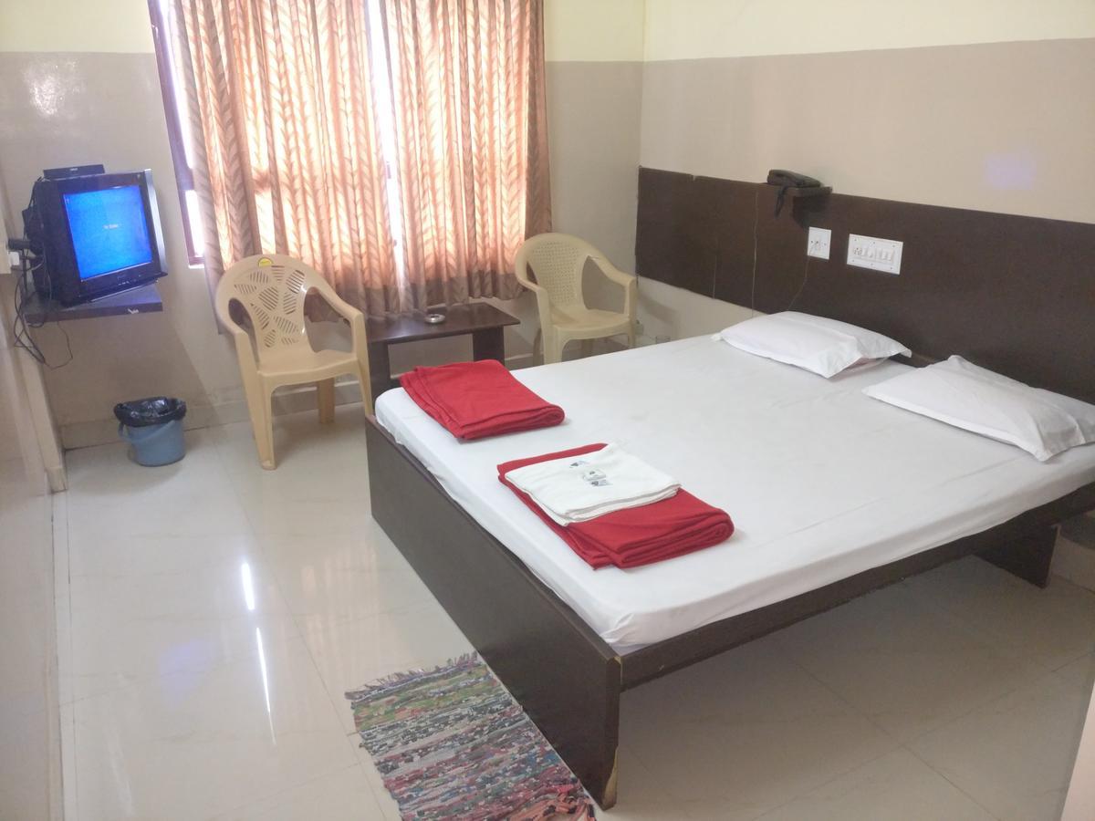 Subhadra Comforts Hotel Shivamogga Zewnętrze zdjęcie